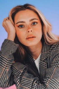 Elli Rhiannon M&uuml;ller Osborne
